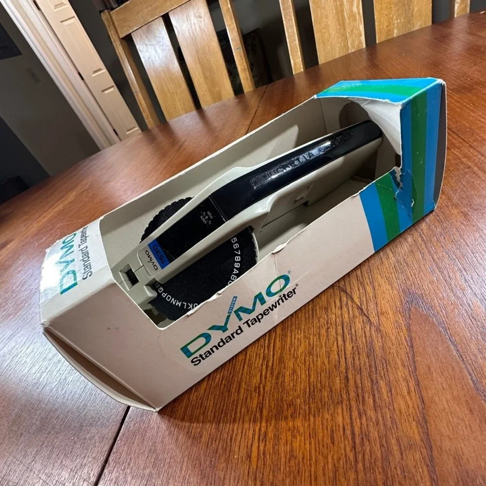 Dymo‎ 1530 Tapewriter Label Maker Vintage Retro Office MCM Embossing Tool Boxed